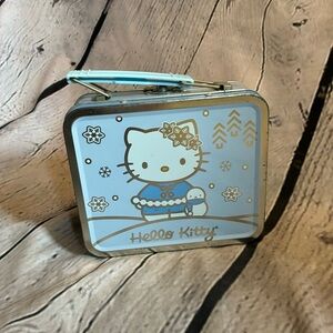 Sanrio Hello Kitty Vintage Winter Theme Metal Tin Lunch Snack Storage Box Blue‎